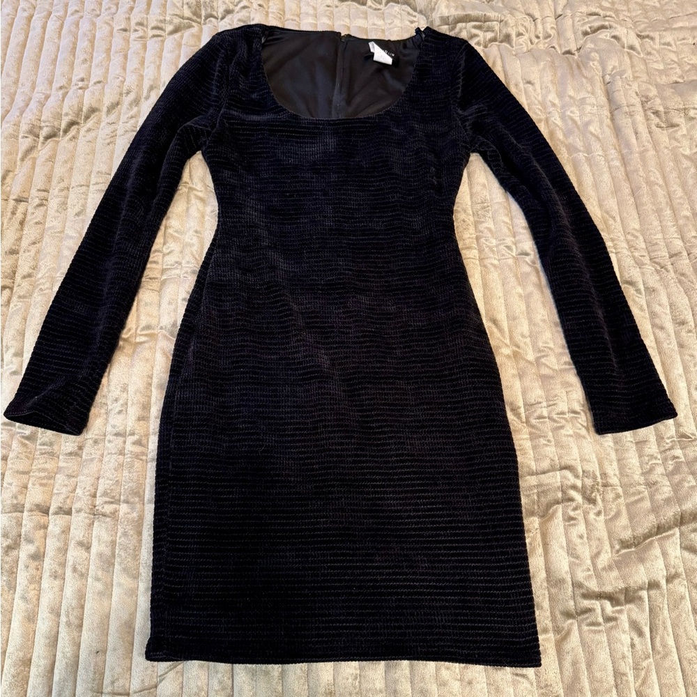 Vintage B Darlin Chic Goth Black Long Sleeve Textured Dress - Picture 4 of 13